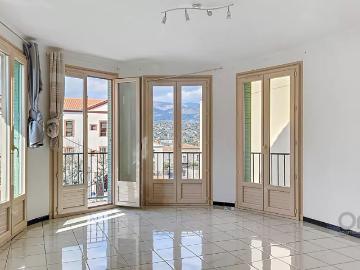 Location Appartement Rue du Poids de la Farine, Prades