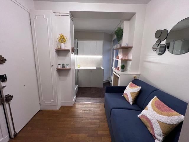 Location Appartement Rue du Pont Neuf, Paris