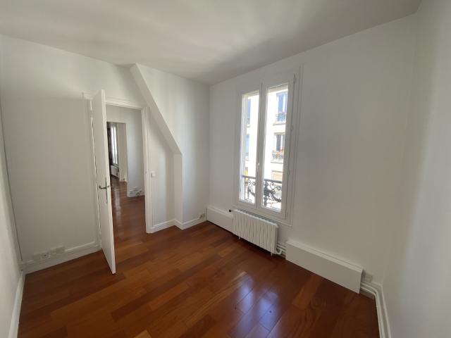 Location Appartement Rue du Pont Neuf, Paris