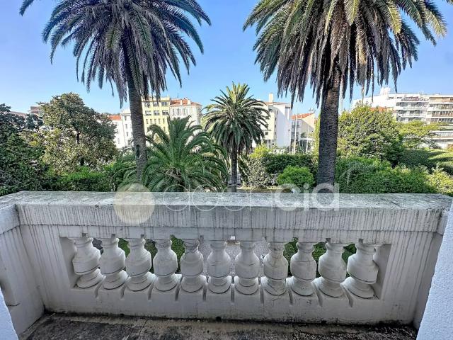 Location Appartement Rue du Pont Saint Victor, Cannes