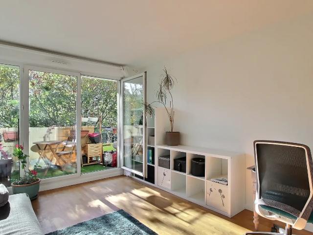 Location Appartement Rue du Père André Marie Talvas, Clichy