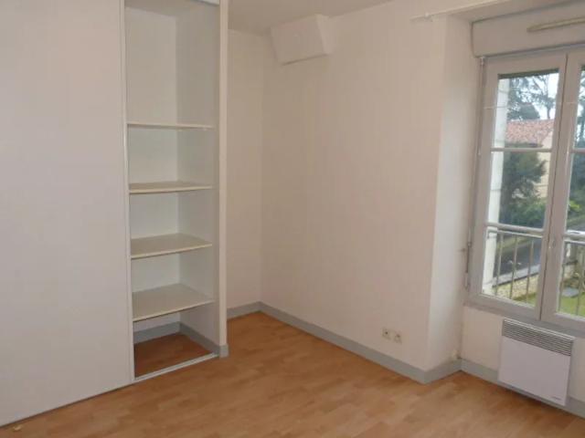 Location Appartement Rue du Père de la Croix, Poitiers