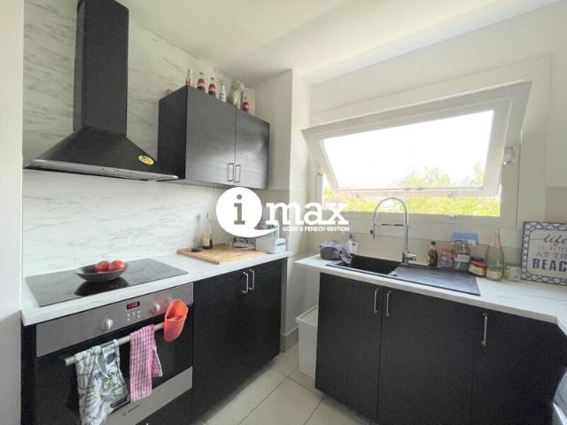 Location Appartement Rue du Président Kruger, Courbevoie