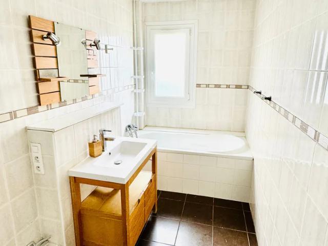 Location Appartement Rue du Pressoir, Livry Gargan