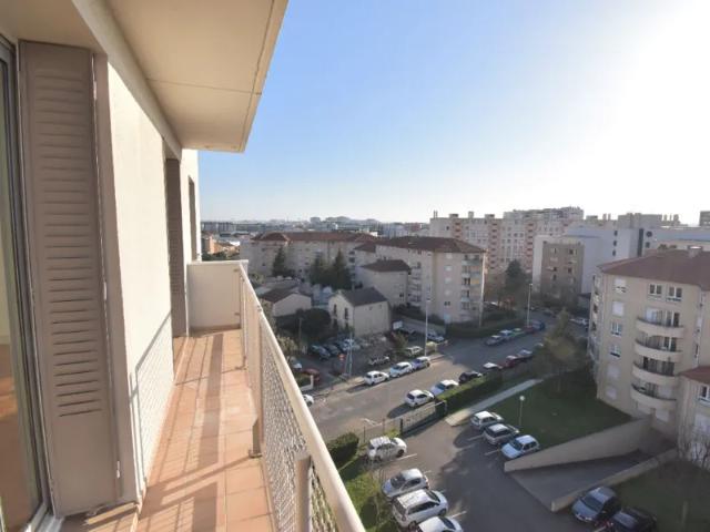 Location Appartement Rue du Professeur Joseph Renaut, Lyon