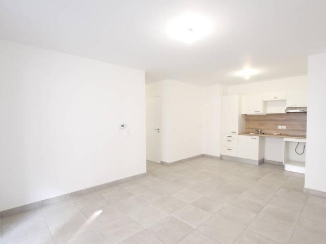Location Appartement Rue du Professeur Pierre Victor Galtier, Villeurbanne