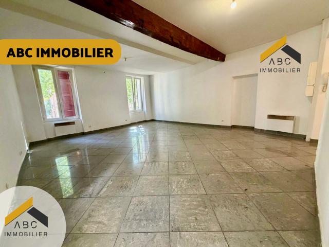 Location Appartement Rue du Roussillon, Orange