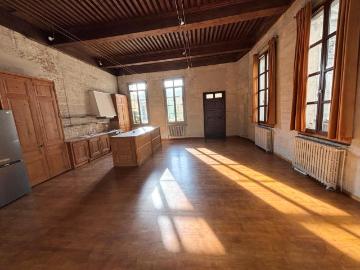 Location Appartement Rue du Roi René, Avignon