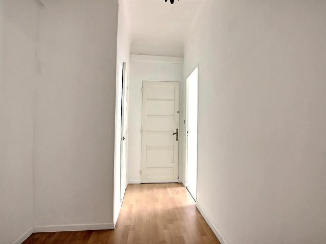 Location Appartement Rue du Rempart, Marseille