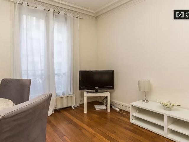 Location Appartement Rue de Meaux, Paris