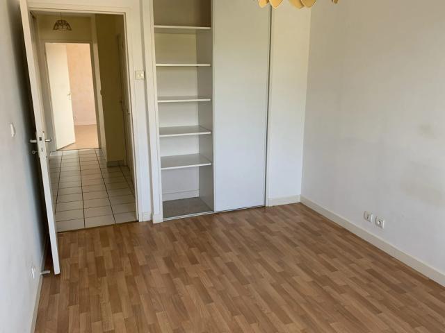 Location Appartement Rue du Rival, Montrond les Bains