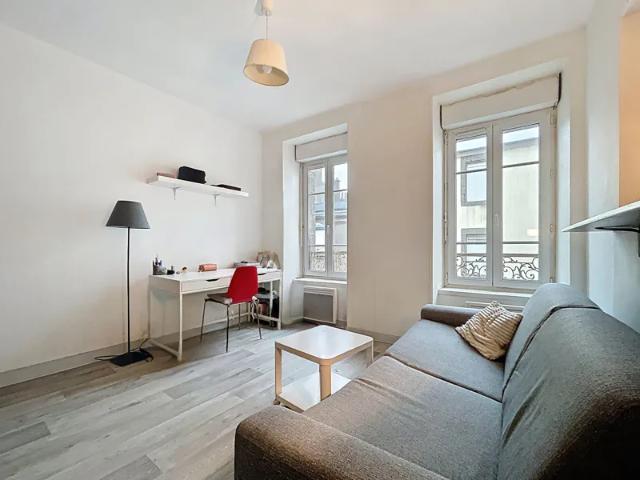Location Appartement Rue du Télégraphe, Brest