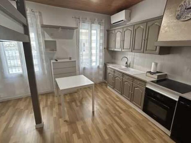 Location Appartement Rue du Transvaal, Marseille