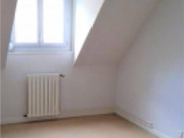 Location Appartement Rue du Vieux Colombier, Autun