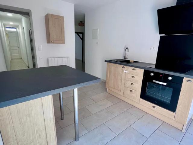 Location Appartement Rue du Vieux Port, Saint Quentin