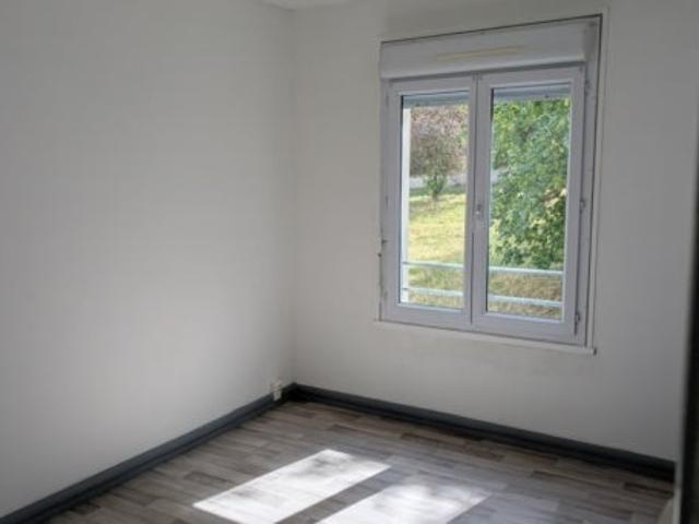 Location Appartement Rue du Village, Ravières