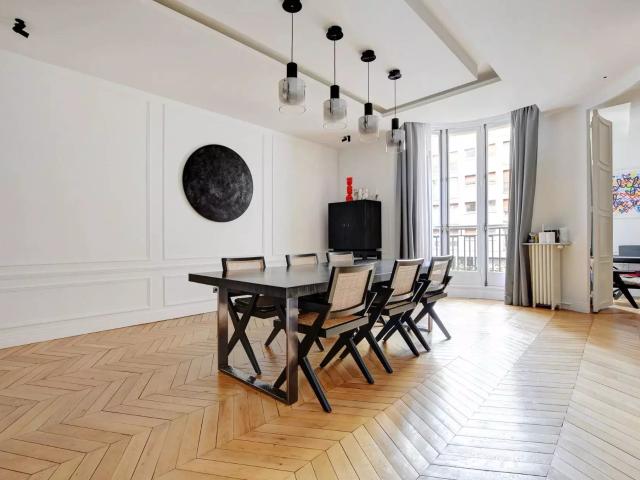 Location Appartement Rue Dufrénoy, Paris