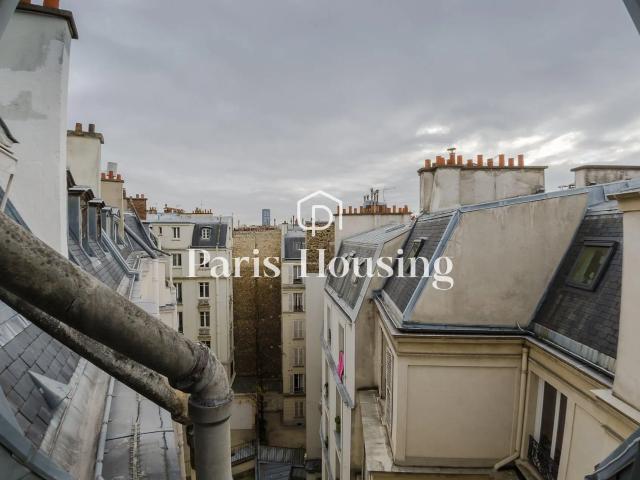 Location Appartement Rue Dupont des Loges, Paris