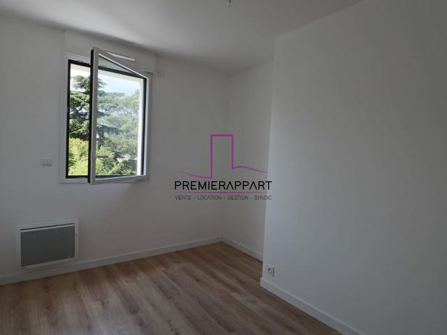 Location Appartement Rue Émile Combes, Houilles