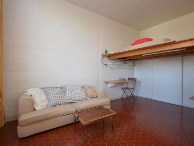 Location Appartement Rue Émile Caillol, Marseille