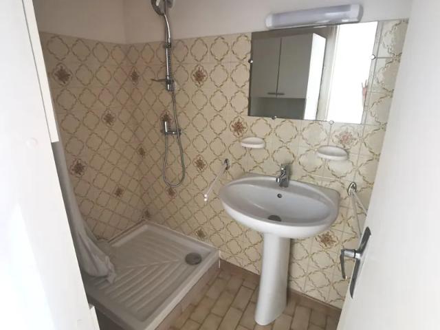 Location Appartement Rue Émile Jamais, Beaucaire