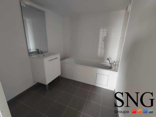 Location Appartement Rue Émile Rouzé, Lille