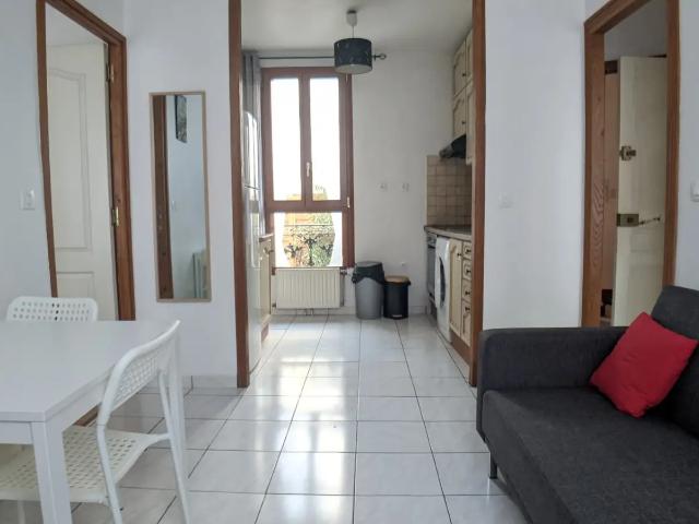 Location Appartement Rue Jean Baptiste Clément, Saint Denis