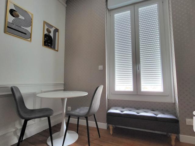 Location Appartement Rue Émile Zola, Reims