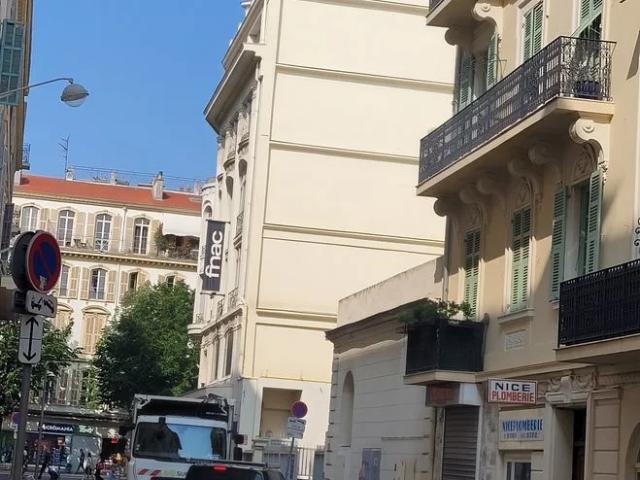 Location Appartement Rue Emma et Philippe Tiranty, Nice