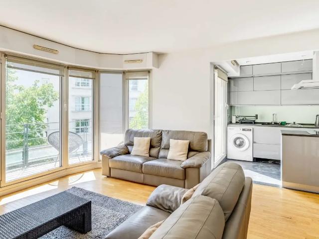 Location Appartement Rue Edgar Faure, Paris