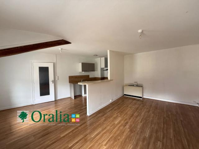 Location Appartement Rue Edmond Michelet, Vindry sur Turdine