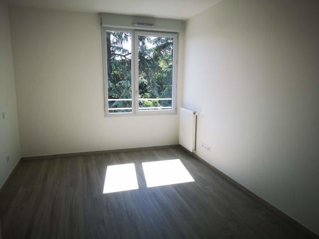 Location Appartement Rue Edmond Rostand, Toulouse