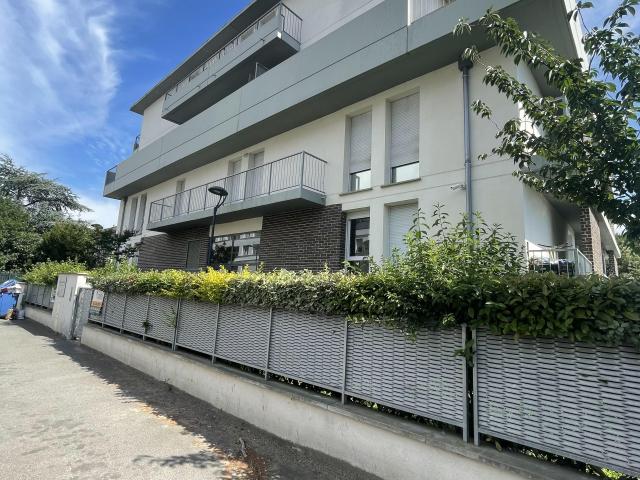 Location Appartement Rue Edmond Rostand, Toulouse