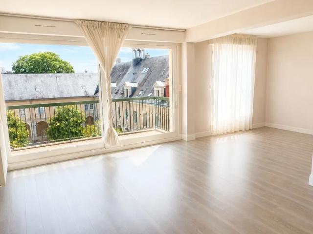 Location Appartement Rue Edmond Rottier, Mamers