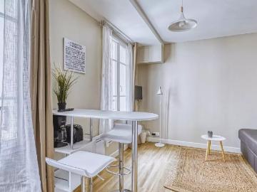 Location Appartement Rue Édouard Jacques, Paris