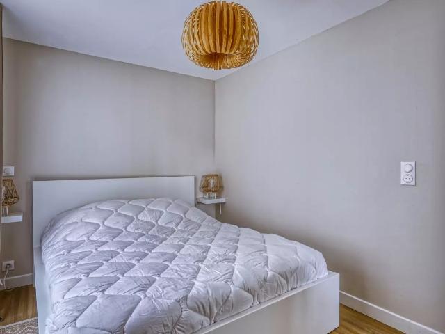 Location Appartement Rue Asseline, Paris