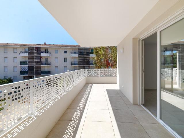 Location Appartement Rue Édouard Mosse, Marseille