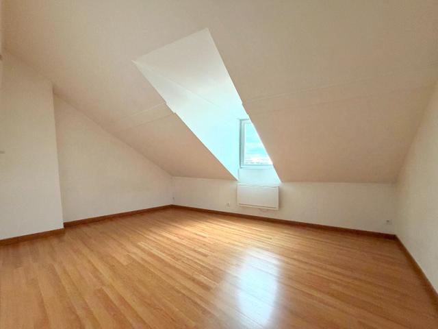 Location Appartement Avenue Jean Henri Fabre, Carpentras