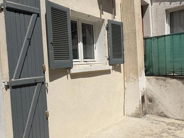 Location Appartement Rue Elzéard Rougier, Marseille