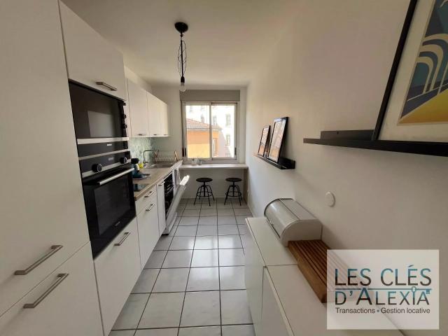 Location Appartement Rue Élie Rochette, Lyon