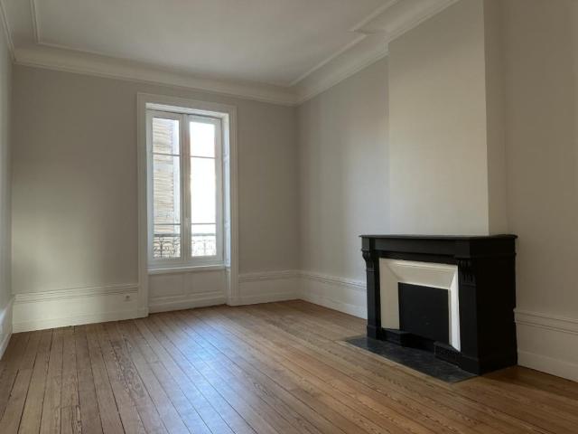 Location Appartement Rue Élisée Reclus, Roanne