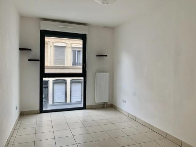 Location Appartement Rue Ernest Deconynck, Lille