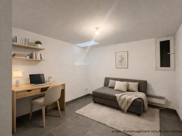 Location Appartement Rue Ernest Renan, Nîmes