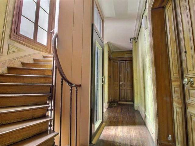 Location Appartement Rue Ernest Renan, Issy les Moulineaux