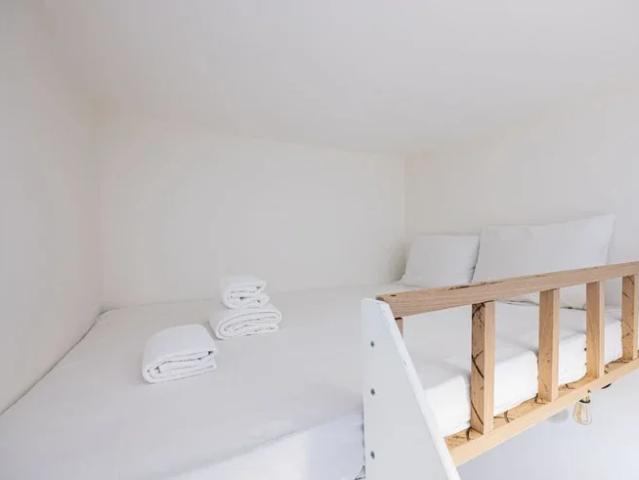 Location Appartement Rue Esquirol, Paris