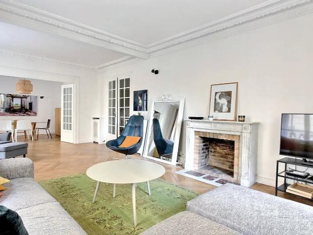 Location Appartement Rue Eugène Manuel, Paris