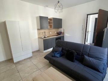 Location Appartement Rue Eugène Hustache, Arles