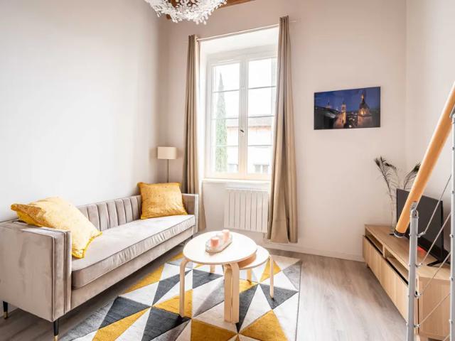 Location Appartement Rue Eugène Pons, Lyon