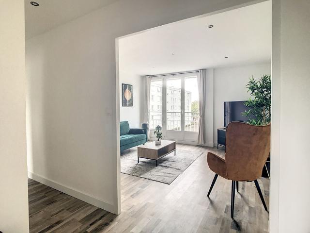 Location Appartement Rue Eugène Pottier, Rezé