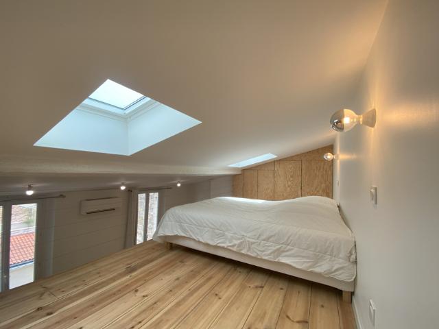 Location Appartement Rue Fondaudège, Bordeaux